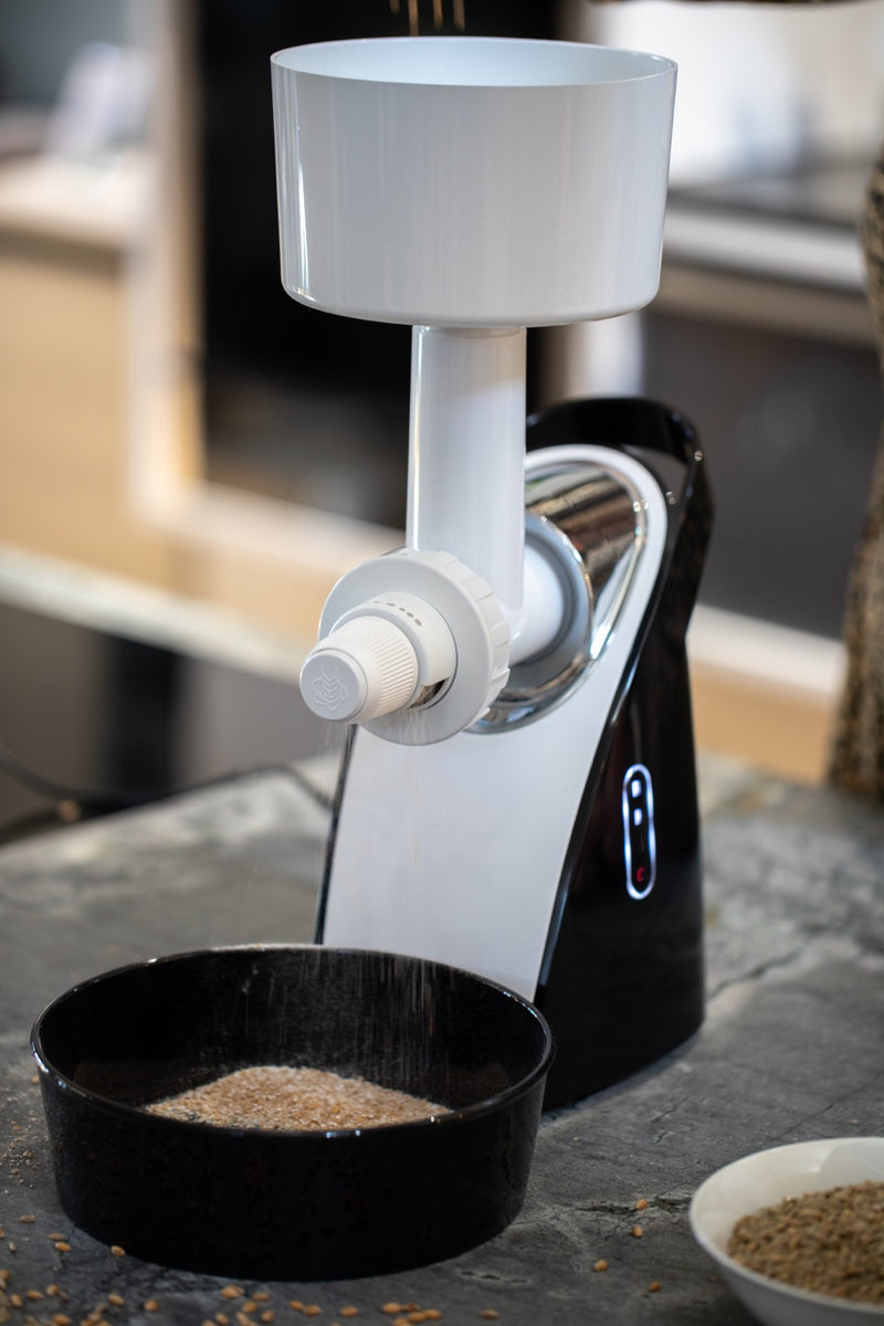 Getreidemühlen- / Kaffeemahl-Vorsatz Stahlkegelmahlwerk für SMEG & Kenwood  von Jupiter Küchenmaschinen – Jupiter Markenshop